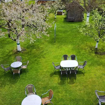 Spacious With Garden Holiday home *